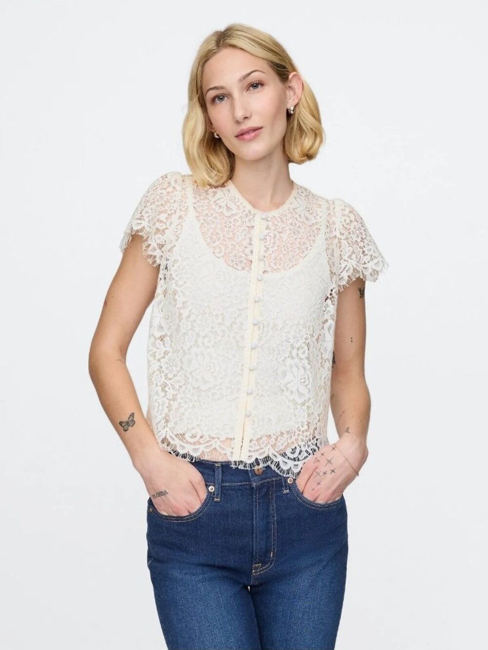 Gap Cap-Sleeve Lace Top